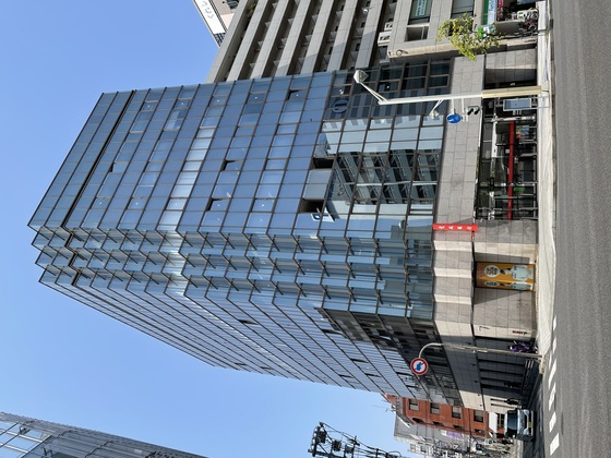 広島営業所ビル外観