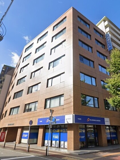 福岡営業所ビル外観